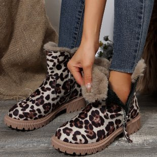 Winter women's boots with thick and warm cotton shoes and fur integrated in the middle tube and velvet