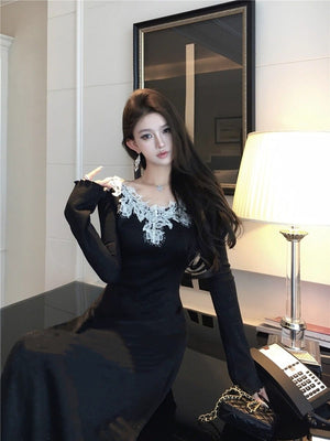 Chic Little Black V-Neck Dress for Women, Autumn Fashion, Elegant Fitted Inner Layer Long Dress