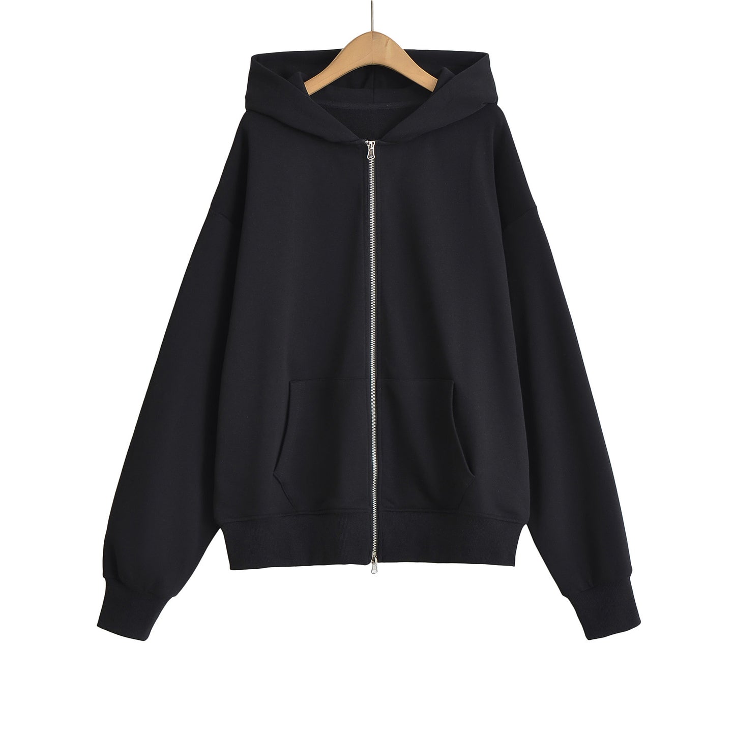 Loose hooded long sleeved sweatshirt