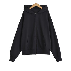 Loose hooded long sleeved sweatshirt