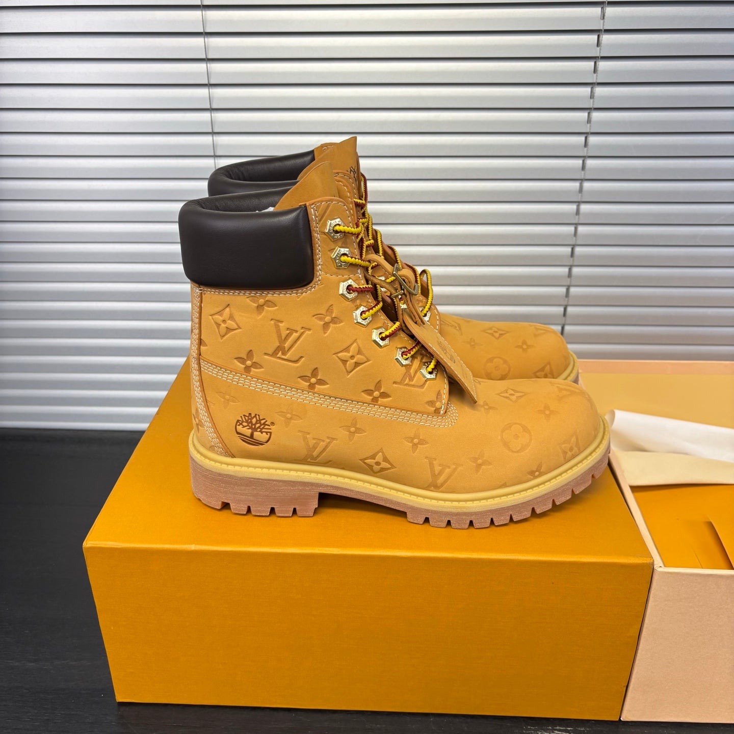 Timberland - Louis Vuitton